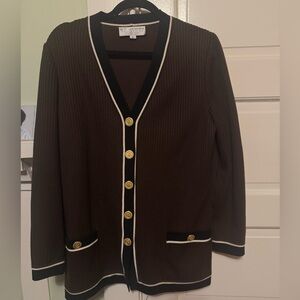 St John by Marie Gray sweater size 6